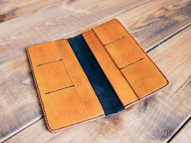 Мужской кожаный кошелек «Резервация»
